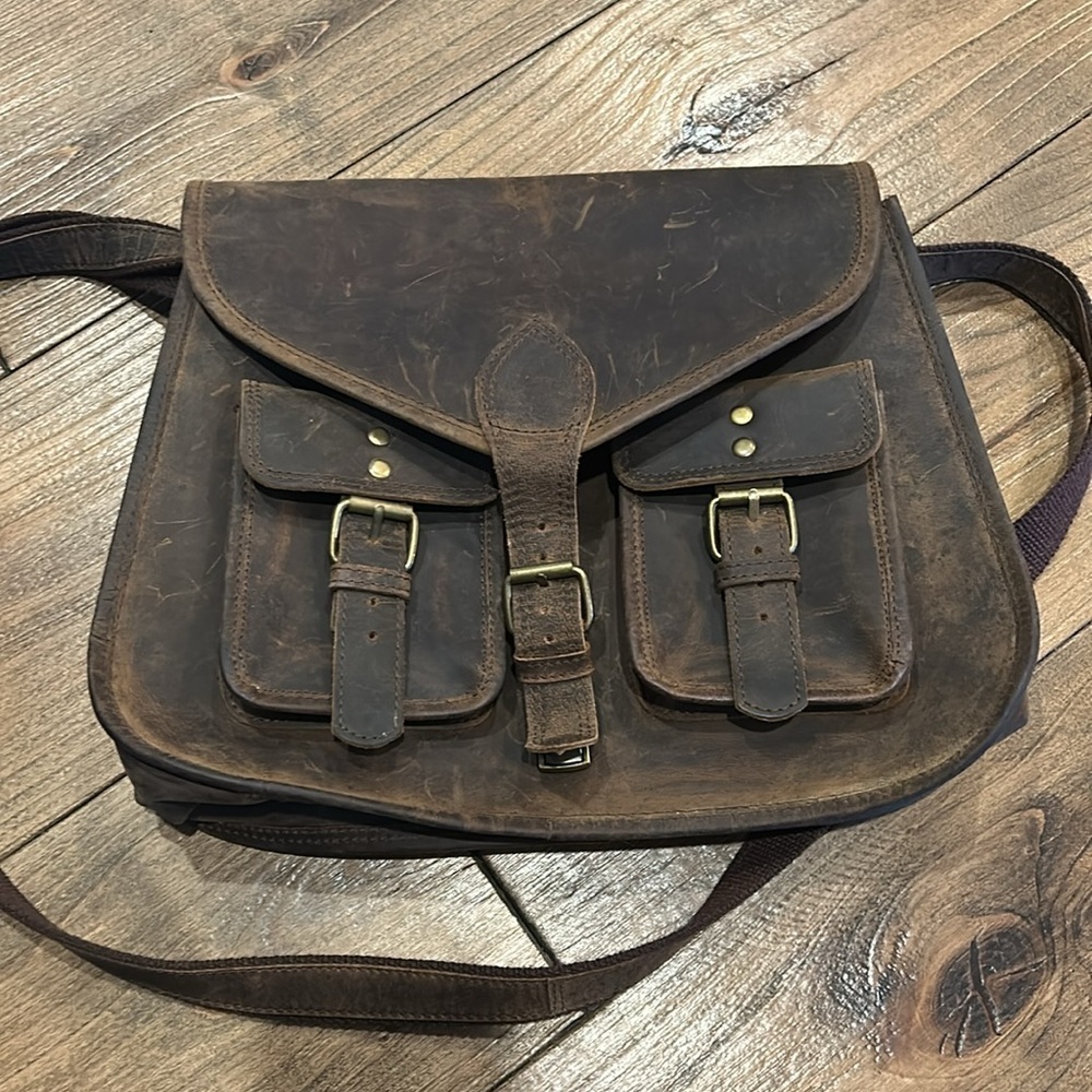 KomalC Leather Saddle Bag - Picture 2 of 4